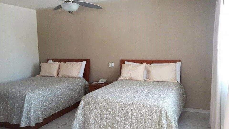 Hotel Los Vergeles Villa Hidalgo  ภายนอก รูปภาพ