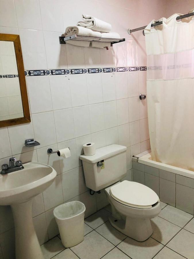 Hotel Los Vergeles Villa Hidalgo  ภายนอก รูปภาพ